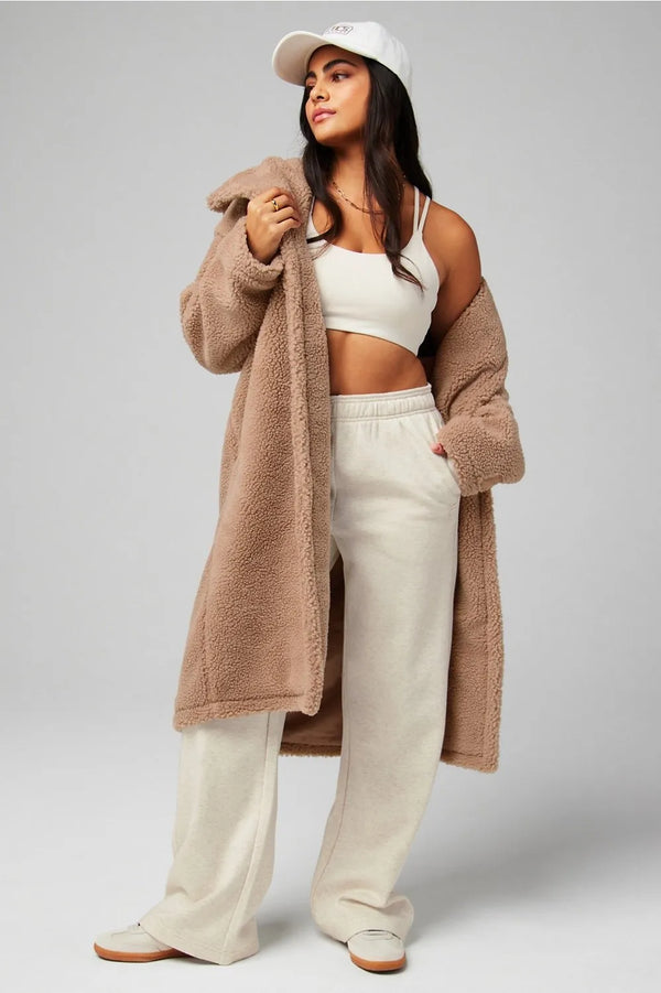 Long Teddy Coat – Cozy Elegance, Bold Style
